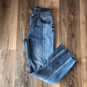 Old Navy Perfect Straight Mid-Rise Jeans